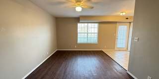 3 bedroom Two Story Duplex! Gallery 17