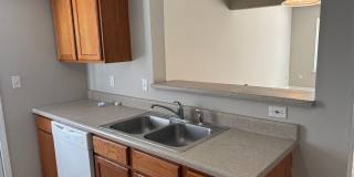 Northern Spacious 4 BDR Duplex Gallery 6