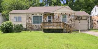 3 bedroom | 1 bathroom | 1 car garage | Close to campuses & Rountree | Pets welcome! Gallery 1