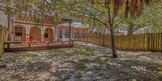6211 South MacDill Avenue Gallery 33