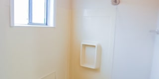 Charming 2 Bedroom 1 Bath Home - Downtown Everett Gallery 10