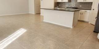 Beautiful 4BR Home for Rent in Cypress Trails – Near Medical Center Gallery 8