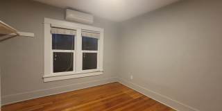 Charming 2 bed 1 bath Gallery 6