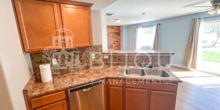 Large, Well-Maintained Duplex Gallery 17