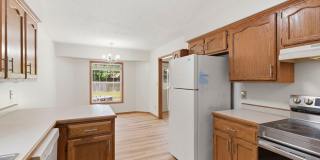 Nixa 3 bed 2 bath 2 car garage home! Gallery 23