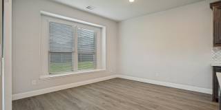 812 Woodview Court Gallery 5