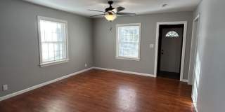 PRE-LEASING- AVAILABLE JULY 10TH - 3 Bedroom/2 Bathroom House Gallery 3