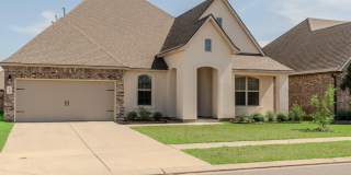 400 Eastwood Drive Gallery 1