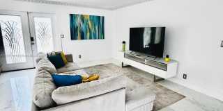 2321 SE 15th St Gallery 21