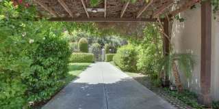 950 N Kings Rd Gallery 36