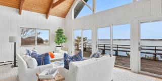 298 DUNE Road Gallery 16
