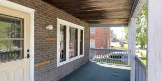 832 North Larch Street - 3 Gallery 13