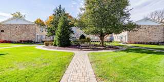 Newtonian Gardens Apartments Gallery 28