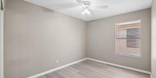 11904 N 76th Lane Gallery 16