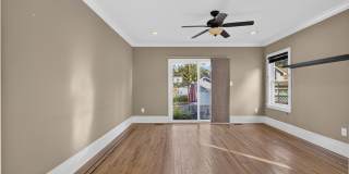 21 E REDMAN Avenue Gallery 31