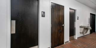 3310 S Broadway Avenue Gallery 16