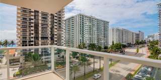 5750 Collins Ave Gallery 21