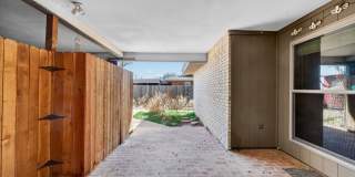 3700 Monclair Ave Gallery 17