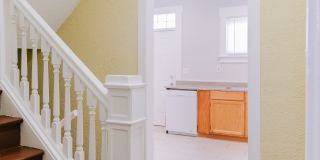 172 E 11th Avenue Gallery 20