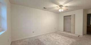 352 Chase Place Gallery 16