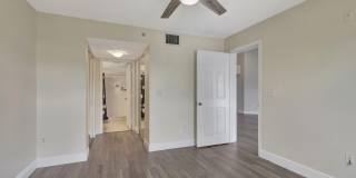600 N Crestwood Ct N Gallery 13