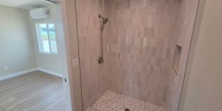 Brand new 400 SF ADU with laundry Gallery 7