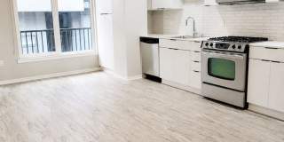 Beautifully Updated Seattle Studio Condo @ the Highly Desirable Parc-Belltown Community! Gallery 5