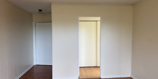 5424 Fifth Avenue Gallery 63