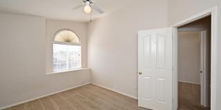5730 E GELDING Drive Gallery 27