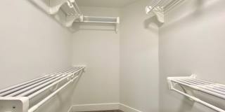 Contemporary rambler in Kent Station! Gallery 13