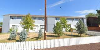 1322 E 7th Street Gallery 1