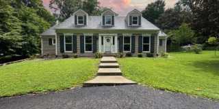 717 Sunrise Lane Gallery 1