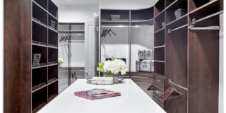 Hanover Post Oak Gallery 32