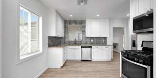 224 W Glenrosa Avenue Gallery 7