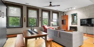 32 Broadway Street Gallery 11