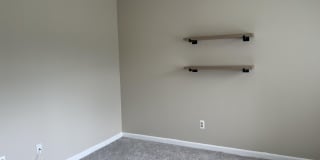 385 Huse Road Gallery 38