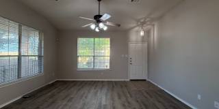 Great 2 Bed 2 Bath Condo! Gallery 6