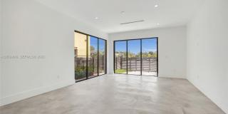 2411 SW 16th Terrace Gallery 10