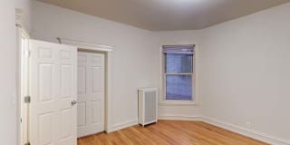 5706-10 S. Blackstone Ave Gallery 41