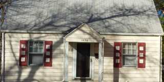 1636 E Moore St. 2 BEDROOM/ 1 BATH Gallery 1