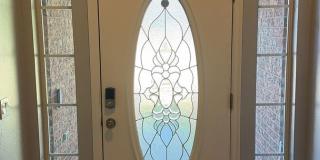 Luxurious and Spacious 3 Bedroom Home in Mustang School District Gallery 5