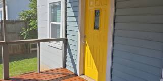 2 BR Belmont Area Cottage  Heart of Downtown Gallery 1