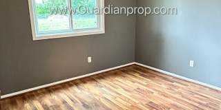 Brooklyn Park End Unit Patio Home, Dishwasher, One Car Garage, Available Mid June Gallery 17