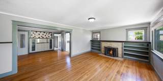Classic Anaheim Living with Prime Location Gallery 4