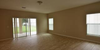 Single Family Home 4 Bedroom 2.5 Bath, 2 car garage for rent at 527 Bristol Cir, Kissimmee, FL 34758 Gallery 10