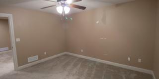 Lovely South Side 3 Bed Home Gallery 32