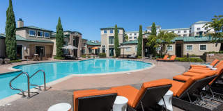 Bridgepointe Apartment Homes Gallery 11