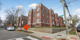 1301 LONGFELLOW Street NW Gallery 17