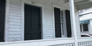 Old Town Location - 1 bed / 1 bath Apartment Gallery 1