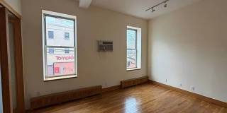 477 Saint Marks Pl Gallery 2